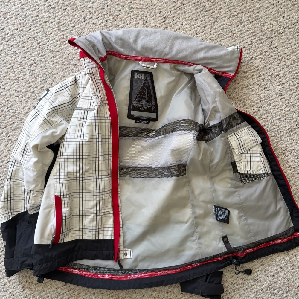 Helly Hansen Gray and Red Jacket - image 2